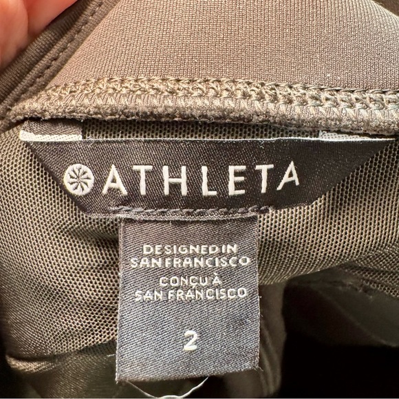 Women’s Athleta Headlands Hybrid Cargo II Tight Legging Size 2 Peat Green - Picture 5 of 6